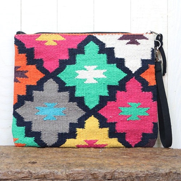 Love Stitch Handbags - Last One! NWT Woven Aztec Pattern Large Clutch Bag